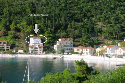 Agia Efimia Apartment | Agia Efimia seaside 2br apartment