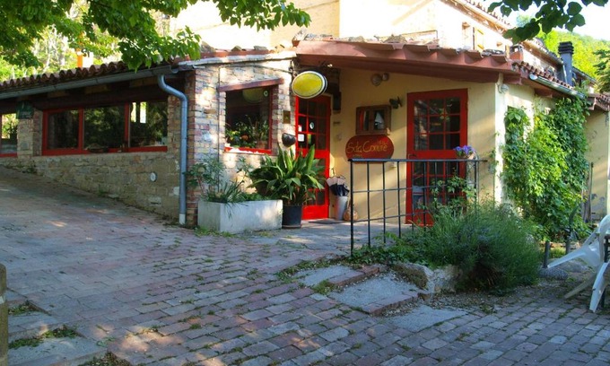 Serra San Quirico House | Agriturismo Becerca Vegan