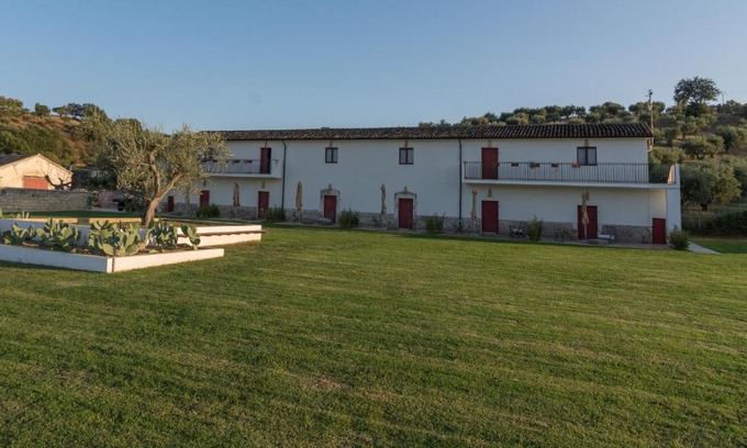 Altomonte House | Agriturismo di Serragiumenta