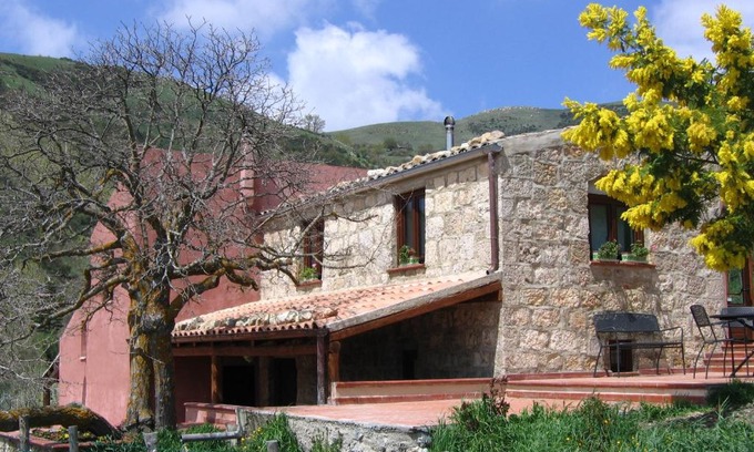 Raffo House | Agriturismo Gelso