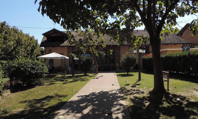 Cherasco House | Agriturismo Isorella