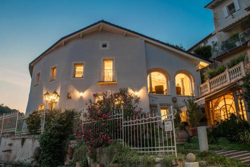 Ottiglio House | Ai Leoni Ruggenti Dimora della Storia e del Relax in Monferrato