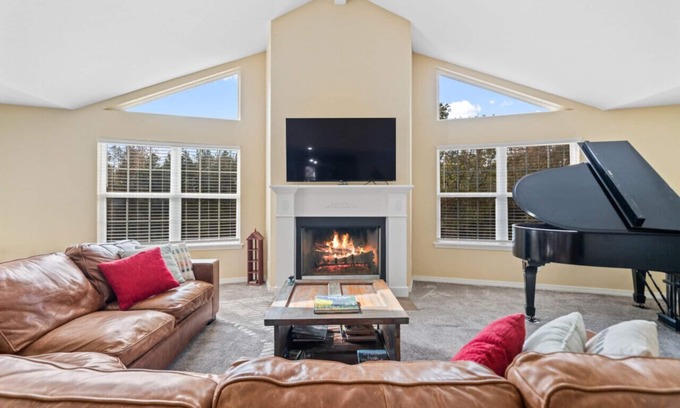 Russellville House | Aidan's Mountainside Manor: Serene, Spacious Elegance near Adventure