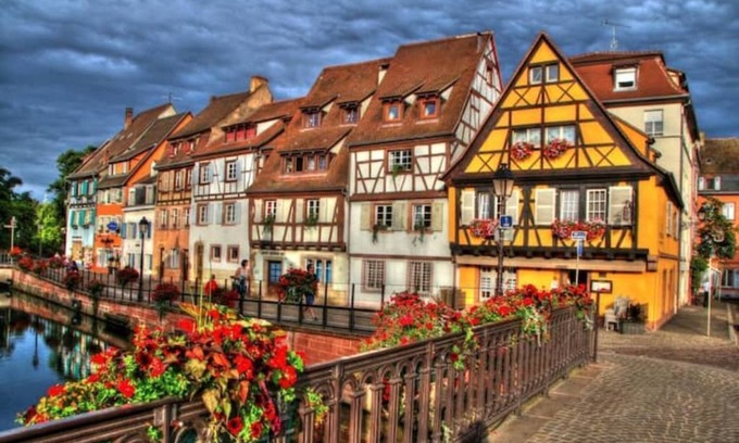 Sainte-Croix-en-Plaine Apartment | Air-conditioned APARTMENT 70 m2, near COLMAR