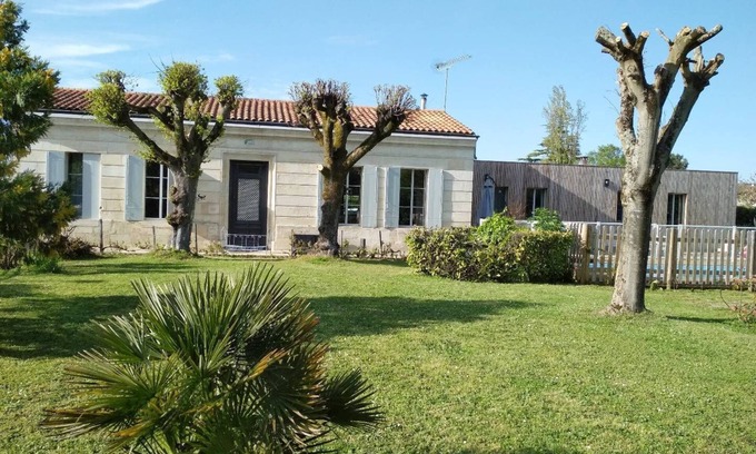 Blanquefort House | Air-conditioned family home just outside Bordeaux