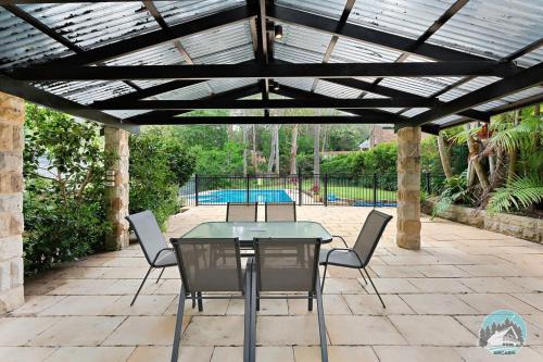 Warrawee House | Aircabin - Warrawee - Sydney - 5 Beds House