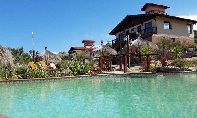 La Cumbrecita Hotel | Aires Serranos - Suites