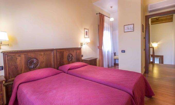 Palazzolo dello Stella Apartment | Airone - spacious apartment with large terrace close to reception area