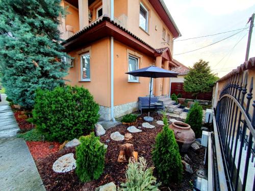 Vecses House | Airport Luxury Apartman 42