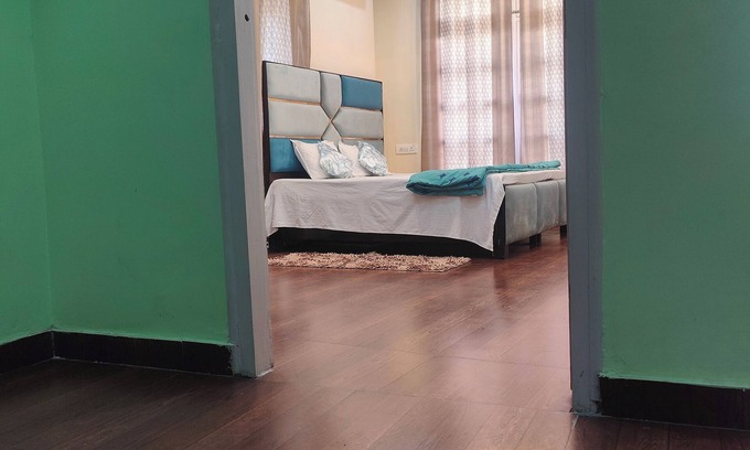 Varanasi Apartment | Akhand Bhawan Homestay