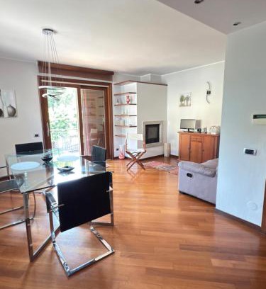 Canzo Apartment | Al Civico32