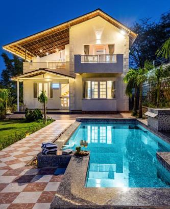 Jamwa Ramgarh Villa | Alaya Stays Ramgarh Colonial-Style 2-BHK Villa Amidst the Hills with Private Pool & Garden