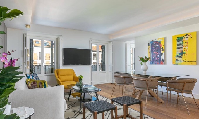 Milla de Oro Apartment | Alcalá - Parque del Retiro - 2 Bedrooms