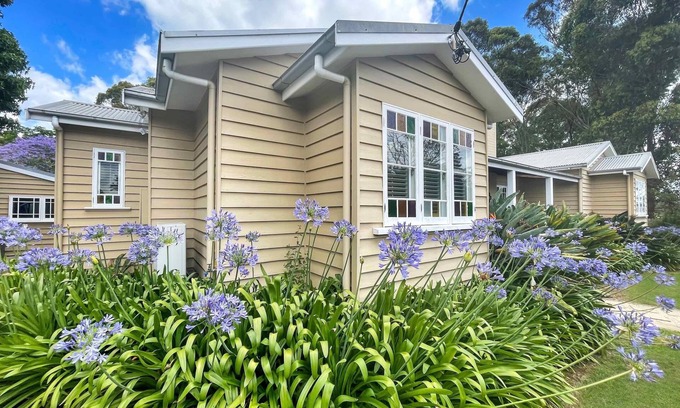 Nulkaba House | Alfie's Place - A period classic in central location