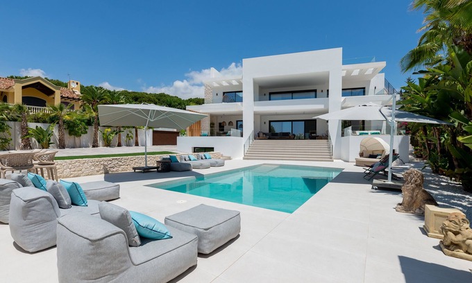 Urbanizacion Costabella Villa | All About Playas Andaluzas Villa