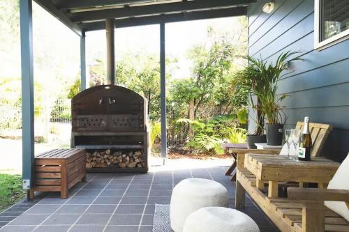 Kioloa House | All Decked Out