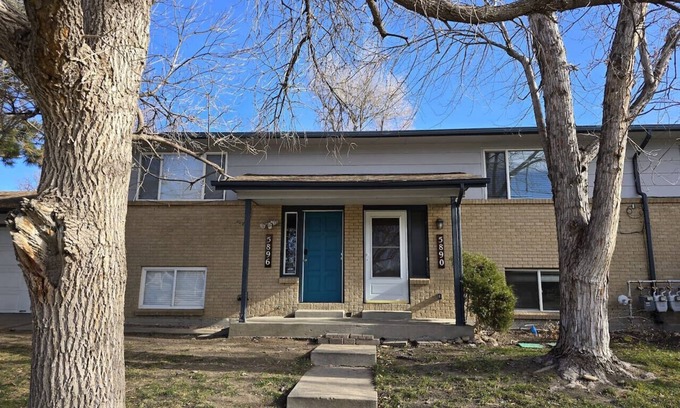 Allendale Area House | All New Sleeps 6/Old Town Arvada