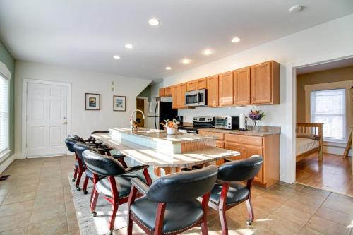 Ludlow Apartment | All-Season Ludlow Apartment 3 Mi to Okemo Resort!