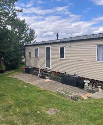 Isle of Grain Resort | Allhallows getaway