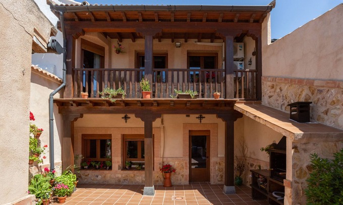 Almonacid de Toledo House | Almenas del Cid rural house