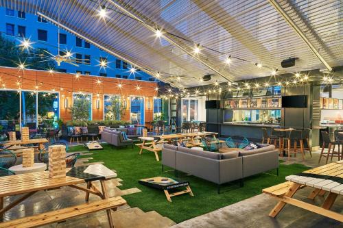 Downtown Austin Hotel | Aloft Austin Downtown