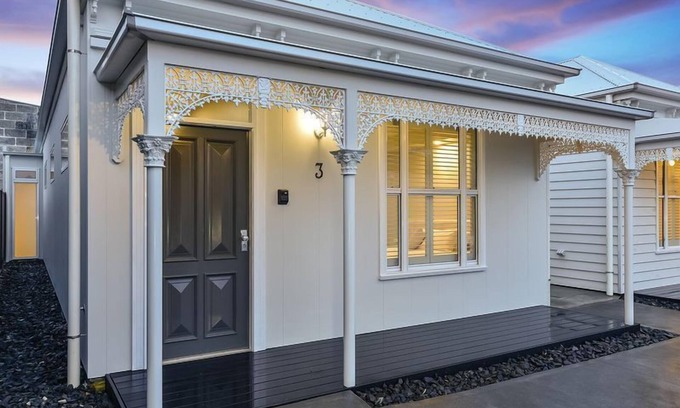 Mount Gambier Apartment | Aloha Luxury Central Apartment 3