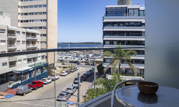 Peninsula Apartment | Alojamiento en Sea Port, Punta del Este