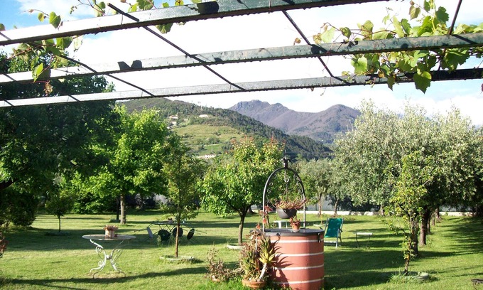 Ripa-Pozzi-Ponterosso Other | Alpi Apuane:colored flat in ancient farmhouse 4km from the sea and near the Alps