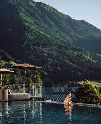 Alpendorf Hotel | Alpina Alpendorf
