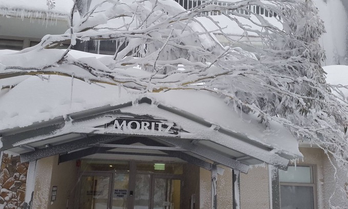 Hotham Heights Apartment | Alpine Bliss at Moritz (Hotham) - 2 under cover parks