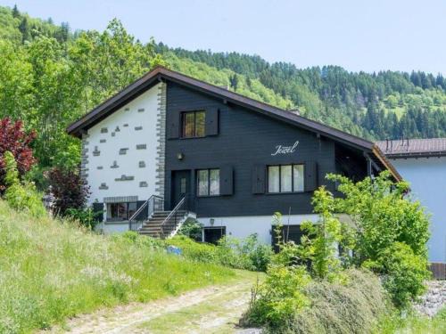 Reckingen Ski Chalet | Alpine Chalet in Fieschertal