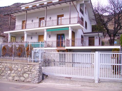 Montan-Angelin-Arensod Apartment | Amalia