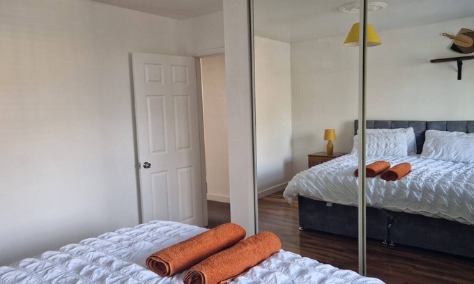 Langley Moor Cottage | Amani 2-Bed Bungalow - Sleeps 4 - Pet Friendly
