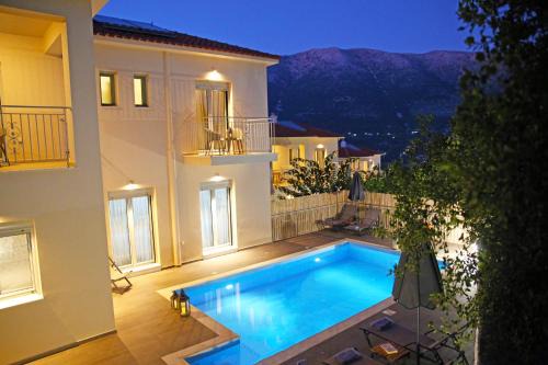Makriotika Villa | Amarianos Villas