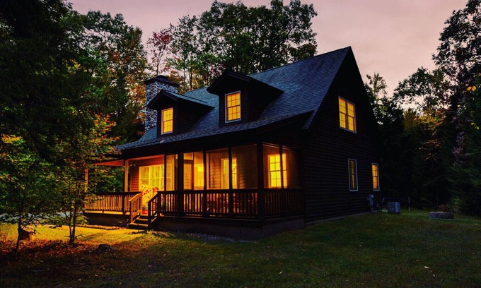 Diamond Point House | Amazing Acorn