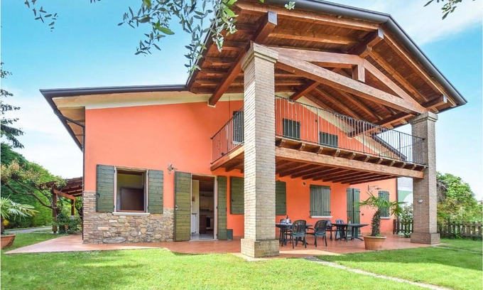 Cavriana Apartment | Amazing Apartment In Cavriana
