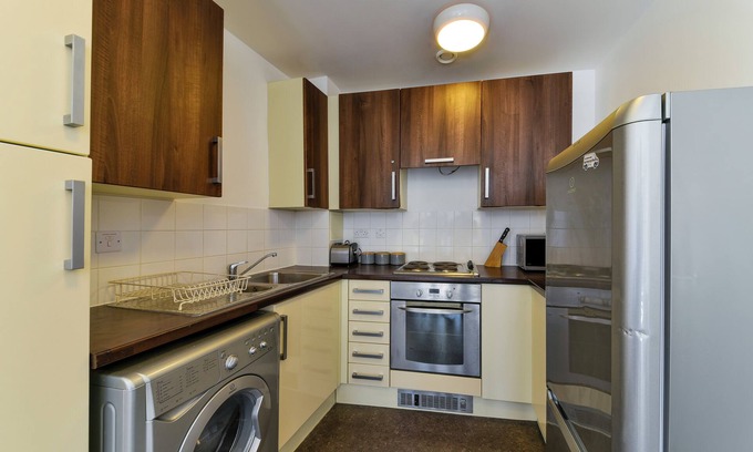 Bow Apartment | Amazing Apartment in London - Free parking