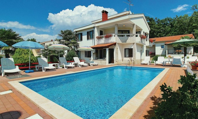 Kukci Apartment | Amazing apartment in Porec with WiFi