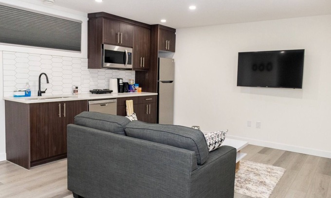 Airdrie Apartment | Amazing Basement Suite With a Dedicated Workspace