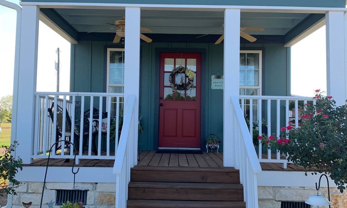 Burton Cottage | Amazing Grace Cottage