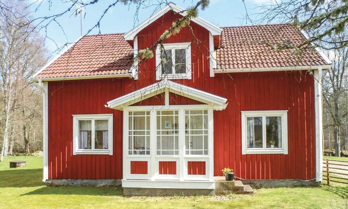 Varnamo O House | Amazing home in Bor with WiFi