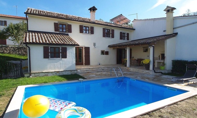 Gologorica House | Amazing home in Gologorica