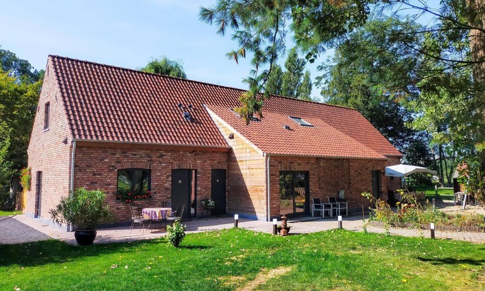 Knesselare House | Amazing home in Knesselare with sauna