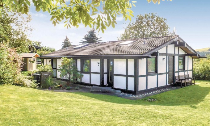 Feriendorf Hennesee House | Amazing home in Meschede with WiFi