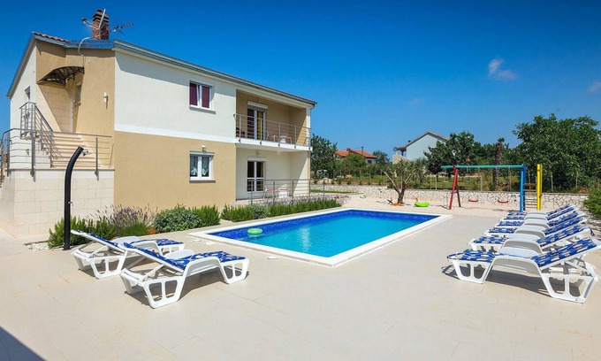 Brnobici House | Amazing home in Porec