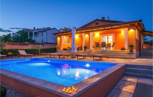 Skatari House | Amazing Home In Pula With Kitchen