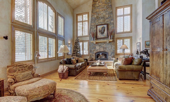 Christie Heights House | Amazing Mountain Home! Excellent Location. Early checkin.