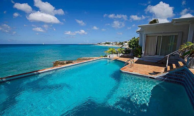 Pelican Key Villa | Amazing Ocean Front Villa in Pelican Key - Pool and Private Ocean Access