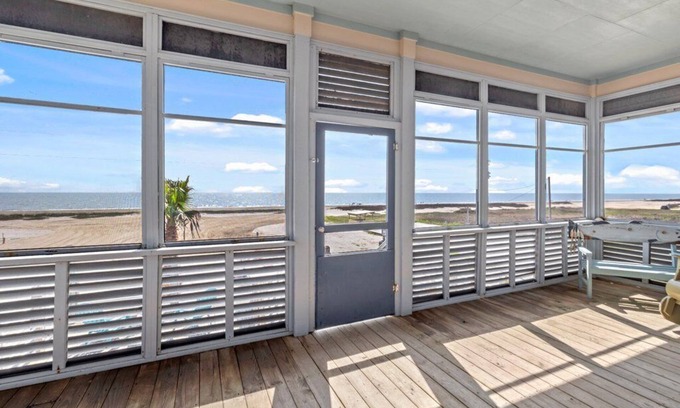 Holly Beach Cabin | Amazing Ocean View on Holly Beach