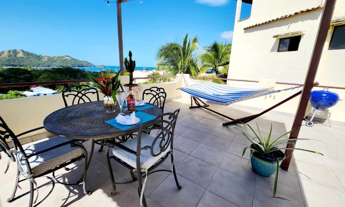 Coco Sunset Hills Apartment | Amazing Oceanview rooftop terrace walk to beach